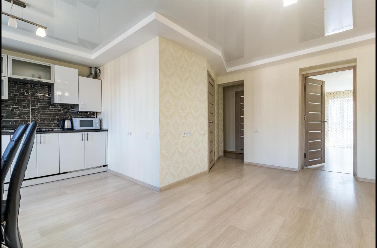 Luxury 2-Bedroom Most City Area, Center Dnipro Exterior photo