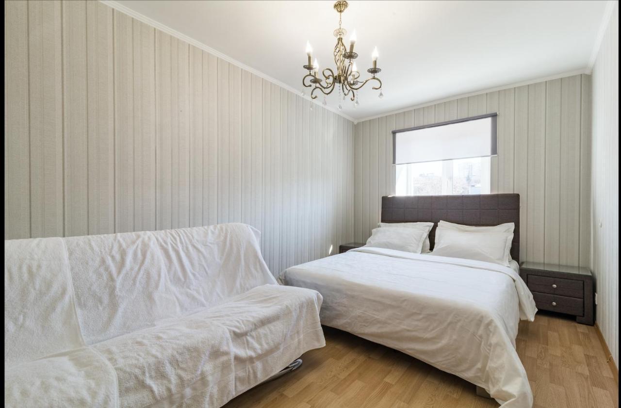 Luxury 2-Bedroom Most City Area, Center Dnipro Exterior photo